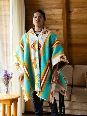 Handwoven Unisex 100% Wool Poncho Pullover Coat